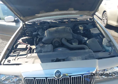 1999 Mercury Grand Marquis Gs z USA, uszkodzony, nr VIN 2MEFM74WXXX641690